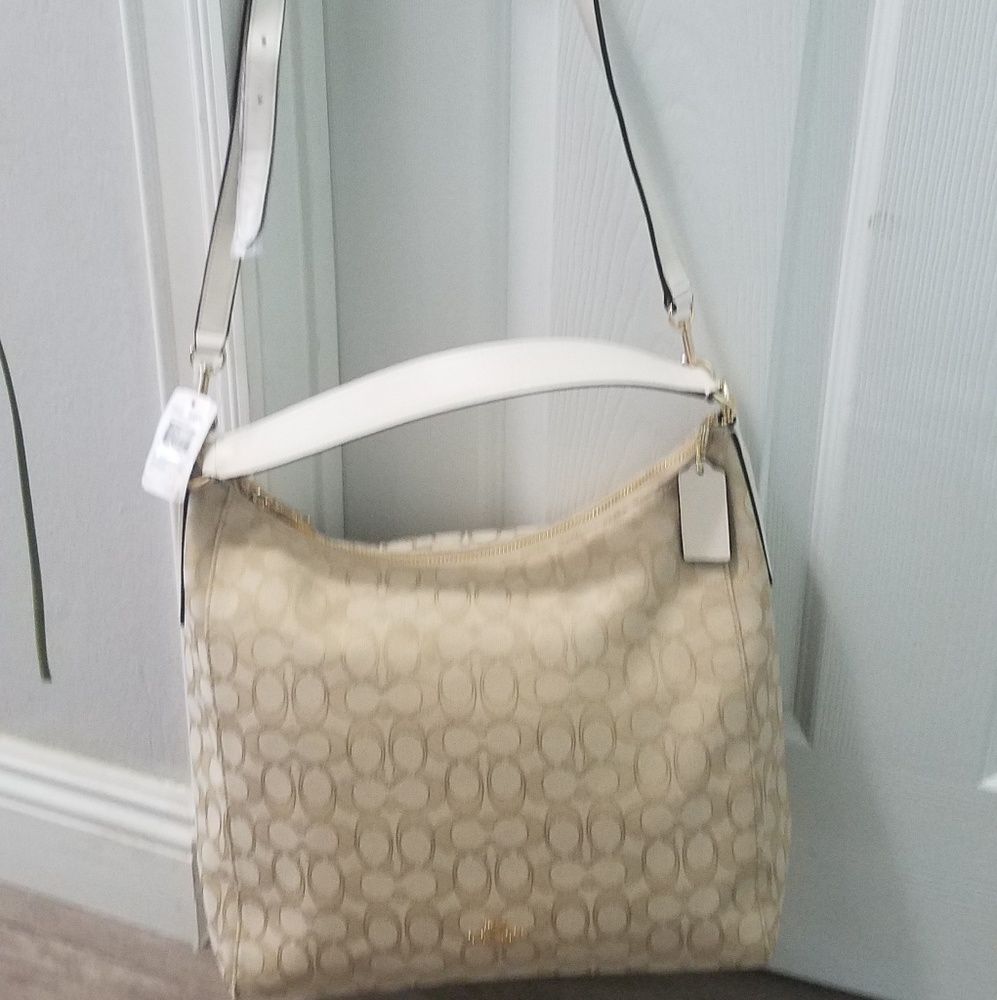 Authentic Coach - Picture 3 of 3